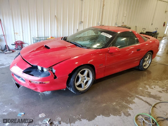 1996 Chevrolet Camaro Z28 with VIN 2G1FP22P3T2126988, listed as a Copart auction lot 82820474 with 5,926 mi miles and Non Repairable. Bid and sale history available at carsss.com. Image 1.