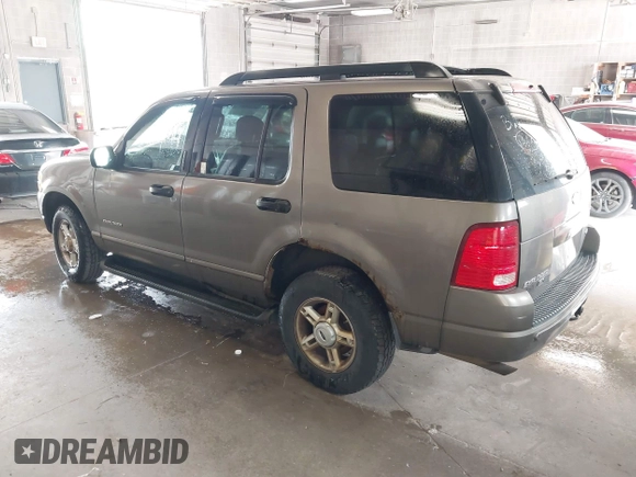 2005 Ford Explorer XLT with VIN 1FMDU73K15UB66258, listed as a IAAI auction lot 42339889 with 195,294 mi miles and . Bid and sale history available at DreamBid. Image 3.