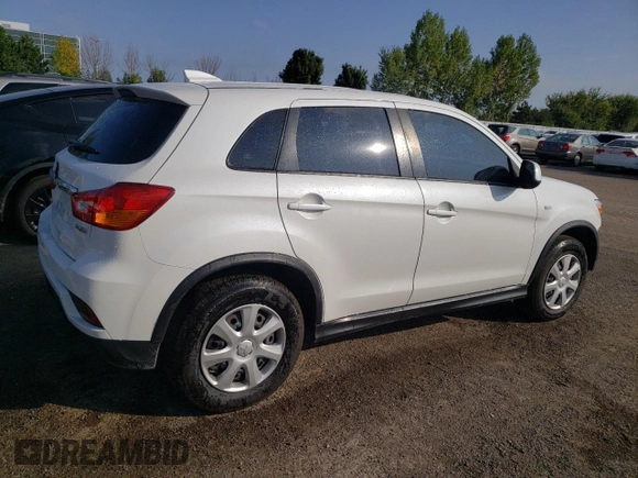 2018 Mitsubishi Outlander Sport ES z VIN JA4AH3AUXJU602084, wystawiony jako Copart lot #68704123 z przebiegiem 102 870 mil mil oraz . Historia ofert i sprzedaży dostępna na DreamBid. Obrazek 3.