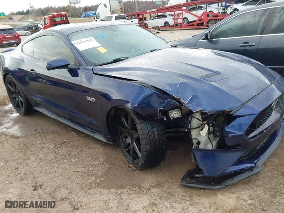 2018 Ford Mustang GT with VIN 1FA6P8CF0J5128561, listed as a IAAI auction lot 41078319 with 72,615 mi miles. Bid and sale history available at carsss.com. Image 1.