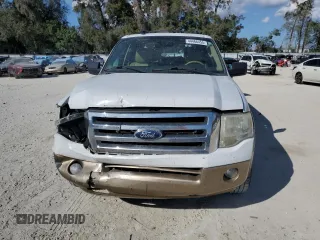2013 Ford Expedition Max XLT with VIN 1FMJK1H51DEF20040, listed as a Copart auction lot 44466455 with 304,645 mi miles and Salvage title. Bid and sale history available at DreamBid. Image 5.