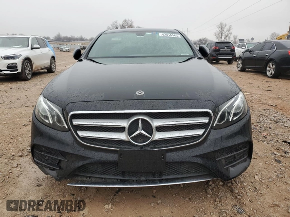 2019 Mercedes-Benz E 300 z VIN WDDZF4JB4KA574519, wystawiony jako Copart lot #42816585 z przebiegiem 75 607 mil mil oraz Szkoda całkowita • Salvage title. Historia ofert i sprzedaży dostępna na DreamBid. Obrazek 5.