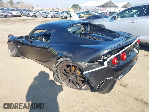 2007 Lotus Elise z VIN SCCPC11167HL32585, wystawiony jako IAAI lot #41438998 z przebiegiem Nie podano mil oraz . Historia ofert i sprzedaży dostępna na DreamBid. Obrazek 3.