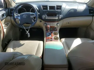 2011 Toyota Highlander Limited with VIN 5TDDK3EH8BS048969, listed as a Copart auction lot 48258085 with 145,180 mi miles and Salvage title. Bid and sale history available at DreamBid. Image 8.