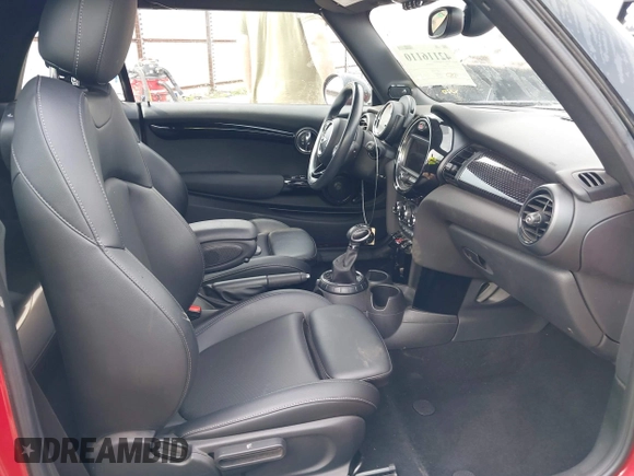 2017 MINI Convertible Cooper S с VIN WMWWG9C34H3C80967, выставлен на аукционе IAAI как лот 42116110 с пробегом 42 878 миль миль и . История ставок и продаж доступна на DreamBid. Изображение 5.