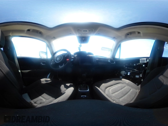 2018 Jeep Renegade Latitude with VIN ZACCJBBB8JPG82416, listed as a IAAI auction lot 41977023 with 75,092 mi miles and . Bid and sale history available at carsss.com. Image 19.