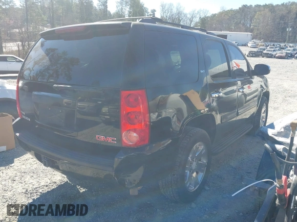 2008 GMC Yukon SLT w/4SB with VIN 1GKFC13058R146926, listed as a IAAI auction lot 41855642 with 207,257 mi miles. Bid and sale history available at carsss.com. Image 4.