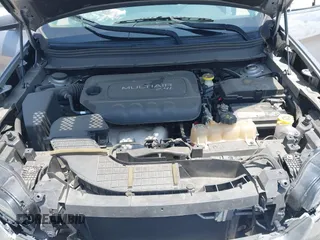 2019 Jeep Cherokee Limited with VIN 1C4PJLDB7KD207845, listed as a IAAI auction lot 42386487 with 62,635 mi miles and . Bid and sale history available at DreamBid. Image 10.
