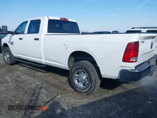 2013 Ram 2500 Tradesman z VIN 3C6TR5HT9DG575642, wystawiony jako IAAI lot #41557823 z przebiegiem 223 859 mil mil oraz . Historia ofert i sprzedaży dostępna na DreamBid. Obrazek 14.