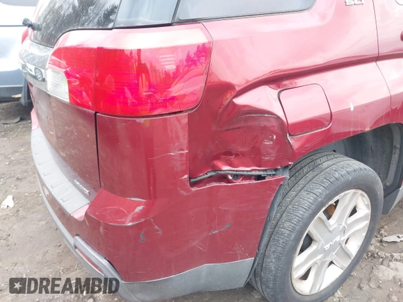 2010 GMC Terrain SLT-1 z VIN 2CTFLGEW6A6369076, wystawiony jako IAAI lot #41697118 z przebiegiem 137 260 mil mil oraz . Historia ofert i sprzedaży dostępna na DreamBid. Obrazek 6.