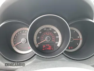 2010 Kia Forte EX z VIN KNAFU4A22A5828445, wystawiony jako Copart lot #51564313 z przebiegiem 114 961 mil mil oraz Szkoda całkowita • Salvage title. Historia ofert i sprzedaży dostępna na DreamBid. Obrazek 9.