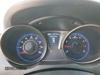 2013 Hyundai Genesis Coupe Premium z VIN KMHHT6KD7DU095728, wystawiony jako Copart lot #61264755 z przebiegiem 118 010 mil mil oraz Czysty tytuł • Clean title. Historia ofert i sprzedaży dostępna na DreamBid. Obrazek 9.