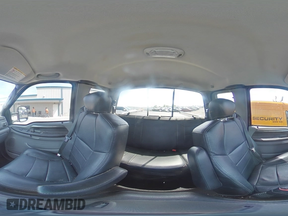 2006 Ford F-250 XL z VIN 1FTSX21596EC30884, wystawiony jako Copart lot #53560955 z przebiegiem 117 331 mil mil oraz Szkoda całkowita • Salvage title. Historia ofert i sprzedaży dostępna na DreamBid. Obrazek 14.