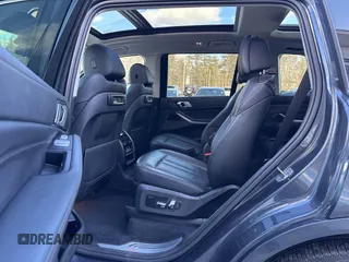 2019 BMW X7 xDrive40i z VIN 5UXCW2C55KLB44273, wystawiony jako IAAI lot #41762723 z przebiegiem 135 765 mil mil oraz . Historia ofert i sprzedaży dostępna na DreamBid. Obrazek 8.
