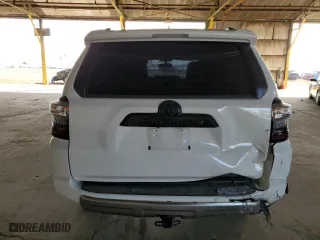 2019 Toyota 4Runner SR5 with VIN JTEBU5JR9K5670378, listed as a Copart auction lot 43550035 with 93,744 mi miles and Salvage Title. Bid and sale history available at carsss.com. Image 6.