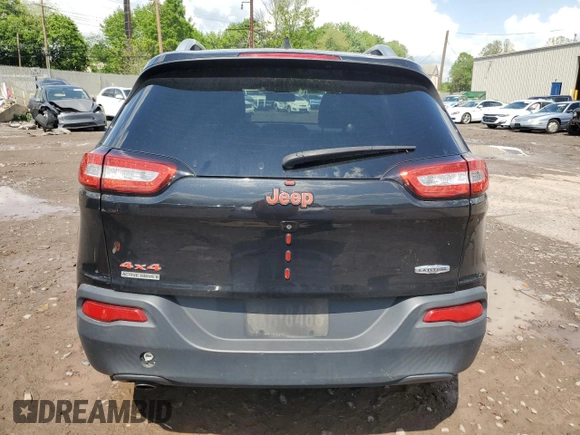 2016 Jeep Cherokee Latitude with VIN 1C4PJMCB3GW253918, listed as a Copart auction lot 55814925 with 101,008 mi miles and Clean Title. Bid and sale history available at carsss.com. Image 6.