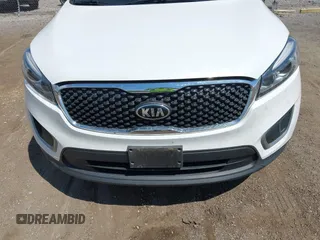 2016 Kia Sorento LX with VIN 5XYPGDA53GG183202, listed as a IAAI auction lot 42212026 with 135,482 mi miles and . Bid and sale history available at carsss.com. Image 6.