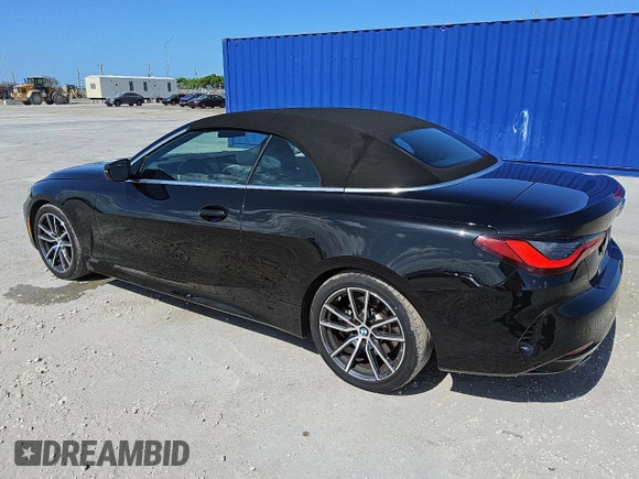 2024 BMW 4 Series 430i z VIN WBA23AT04RCR69424, wystawiony jako Copart lot #56997125 z przebiegiem 25 141 mil mil oraz Tytuł czysty. Historia ofert i sprzedaży dostępna na DreamBid. Obrazek 2.