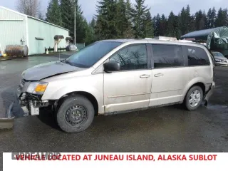 2009 Dodge Grand Caravan SE z VIN 2D8HN44E19R693683, wystawiony jako Copart lot #48208395 z przebiegiem 142 334 mil mil oraz Szkoda całkowita • Salvage title. Historia ofert i sprzedaży dostępna na DreamBid. Obrazek 1.