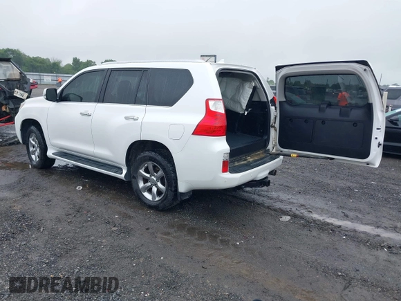 2011 Lexus GX 460 z VIN JTJBM7FX0B5028569, wystawiony jako IAAI lot #42177369 z przebiegiem 223 024 mil mil oraz . Historia ofert i sprzedaży dostępna na DreamBid. Obrazek 3.