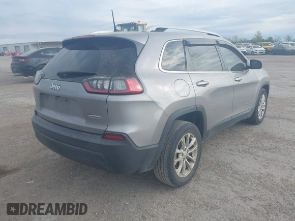 2019 Jeep Cherokee Latitude with VIN 1C4PJLCB8KD366438, listed as a IAAI auction lot 41851154 with 47,637 mi miles. Bid and sale history available at carsss.com. Image 4.