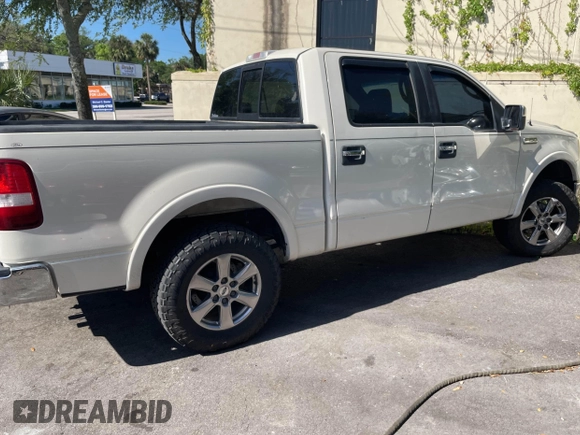 2007 Ford F-150 XLT with VIN 1FTPW12V87FB35617, listed as a IAAI auction lot 41970910 with 244,784 mi miles. Bid and sale history available at carsss.com. Image 4.