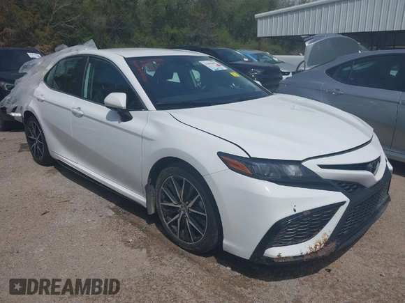 2023 Toyota Camry SE with VIN 4T1T11AK7PU175053, listed as a IAAI auction lot 41890493 with 49,540 mi miles. Bid and sale history available at carsss.com. Image 1.
