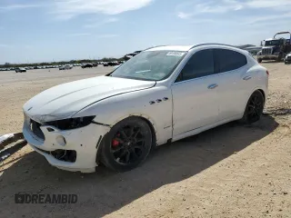 2017 Maserati Levante with VIN ZN661XUL8HX248132, listed as a Copart auction lot 49136045 with 19,715 mi miles and Clean Title. Bid and sale history available at carsss.com. Image 1.