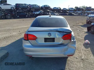 2012 Volkswagen Jetta SE with VIN 3VWDP7AJ3CM309327, listed as a IAAI auction lot 42053827 with 139,802 mi miles and . Bid and sale history available at DreamBid. Image 16.