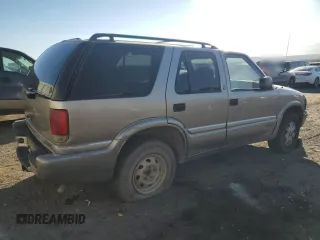 2001 GMC Jimmy SLE with VIN 1GKDT13W212223469, listed as a Copart auction lot 73249724 with 171,606 mi miles and Salvage Title. Bid and sale history available at carsss.com. Image 3.