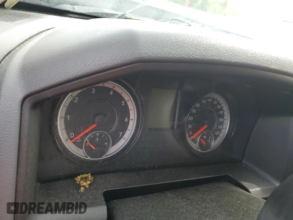 2018 Ram 1500 Express z VIN 3C6RR7KT8JG265301, wystawiony jako Copart lot #56287975 z przebiegiem Nie podano mil oraz Czysty tytuł • Clean title. Historia ofert i sprzedaży dostępna na DreamBid. Obrazek 9.