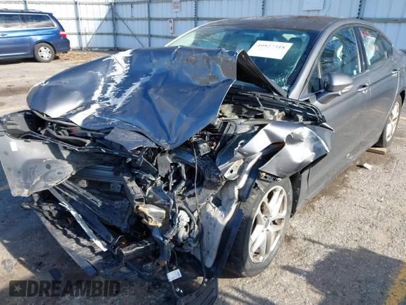 2014 Ford Fusion SE with VIN 3FA6P0HD2ER312945, listed as a IAAI auction lot 40827318 with 1 mi miles. Bid and sale history available at carsss.com. Image 6.