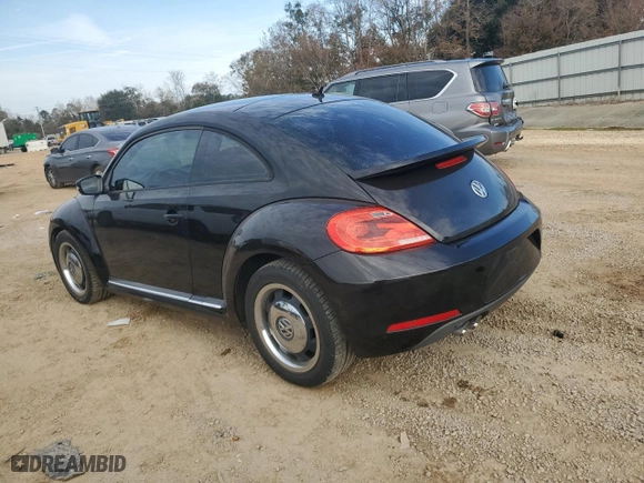 2012 Volkswagen Beetle 2.5L PZEV with VIN 3VWJP7ATXCM626221, listed as a Copart auction lot 88140515 with 101,491 mi miles and Clean Title. Bid and sale history available at carsss.com. Image 2.