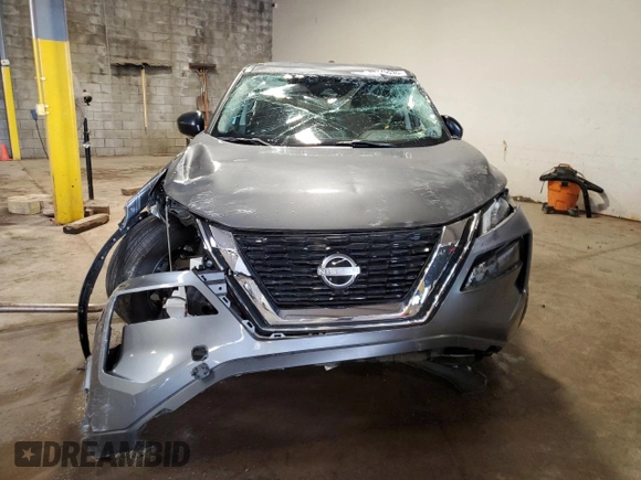 2023 Nissan Rogue S z VIN 5N1BT3AB2PC741059, wystawiony jako Copart lot #60775535 z przebiegiem 16 364 mil mil oraz Szkoda całkowita • Salvage title. Historia ofert i sprzedaży dostępna na DreamBid. Obrazek 5.