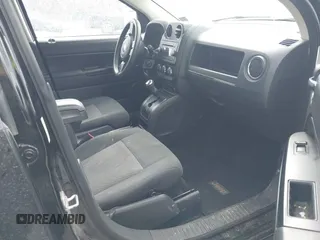 2013 Jeep Compass Sport with VIN 1C4NJDBB9DD113825, listed as a IAAI auction lot 41837328 with 79,745 mi miles. Bid and sale history available at carsss.com. Image 5.