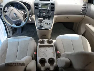 2011 Kia Sedona LX with VIN KNDMG4C75B6372298, listed as a Copart auction lot 62143844 with 180,287 mi miles and Salvage Title. Bid and sale history available at carsss.com. Image 8.
