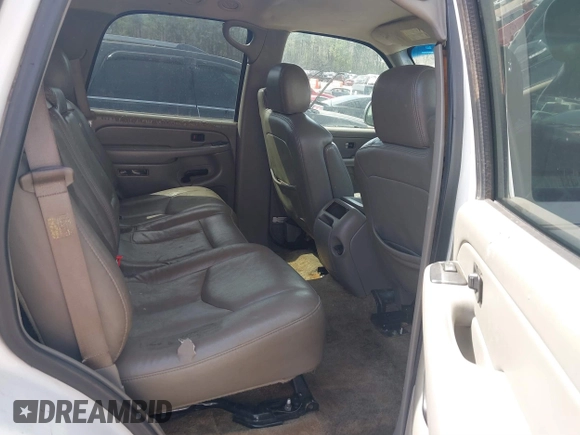 2006 Chevrolet Tahoe LT with VIN 1GNEC13Z76R135453, listed as a IAAI auction lot 41715278 with 213,472 mi miles. Bid and sale history available at carsss.com. Image 8.