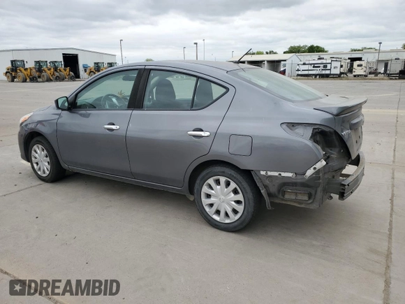 2019 Nissan Versa SV z VIN 3N1CN7AP7KL872090, wystawiony jako Copart lot #53095795 z przebiegiem 88 987 mil mil oraz Szkoda całkowita • Salvage title. Historia ofert i sprzedaży dostępna na DreamBid. Obrazek 2.