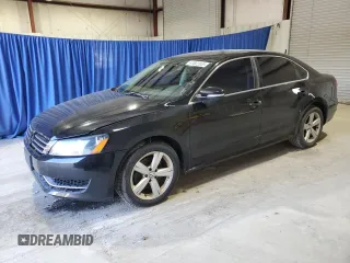2013 Volkswagen Passat SE z VIN 1VWBP7A34DC072746, wystawiony jako Copart lot #47822655 z przebiegiem 196 097 mil mil oraz Czysty tytuł • Clean title. Historia ofert i sprzedaży dostępna na DreamBid. Obrazek 1.