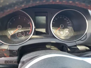 2012 Volkswagen GTI w/Conv & Sunroof с VIN WVWEV7AJ5CW145480, выставлен на аукционе Copart как лот 71466434 с пробегом Не указан миль и Списание • Salvage title. История ставок и продаж доступна на DreamBid. Изображение 9.