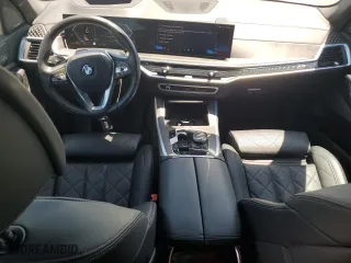 2024 BMW X5 sDrive40i with VIN 5UX13EU03R9T50071, listed as a Copart auction lot 53901495 with 34,178 mi miles and Clean Title. Bid and sale history available at carsss.com. Image 8.