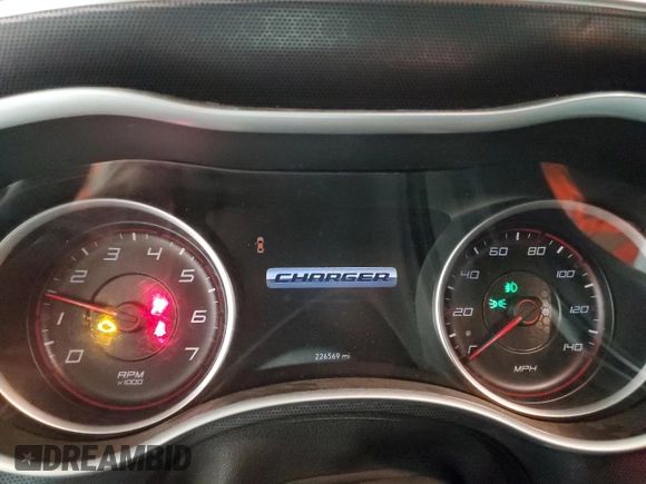 2015 Dodge Charger SXT with VIN 2C3CDXHG7FH925346, listed as a Copart auction lot 87183254 with 226,569 mi miles and Salvage Title. Bid and sale history available at DreamBid. Image 9.