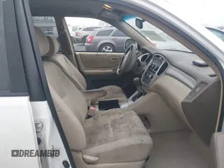 2006 Toyota Highlander z VIN JTEGP21A560123892, wystawiony jako IAAI lot #41241680 z przebiegiem 282 092 mil mil oraz . Historia ofert i sprzedaży dostępna na DreamBid. Obrazek 5.