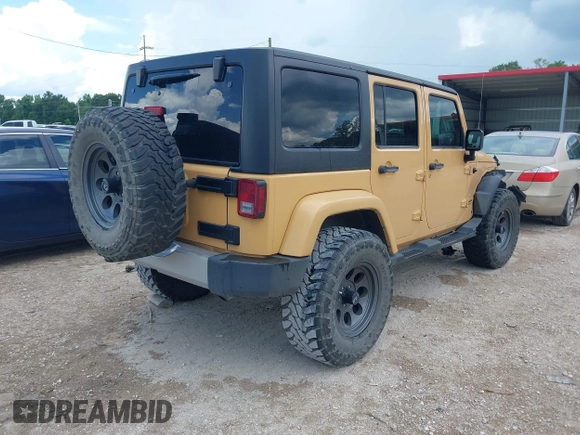 2013 Jeep Wrangler Unlimited Sahara with VIN 1C4BJWEG8DL638404, listed as a IAAI auction lot 42586604 with 43,953 mi miles and . Bid and sale history available at DreamBid. Image 4.