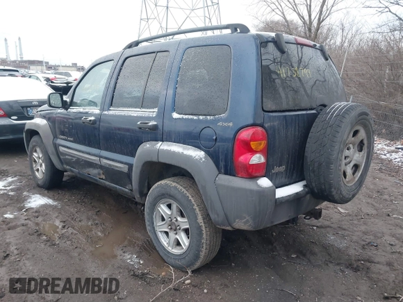 2002 Jeep Liberty Sport with VIN 1J8GL48K32W132617, listed as a IAAI auction lot 41732799 with 202,894 mi miles. Bid and sale history available at carsss.com. Image 3.