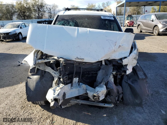 2009 Jeep Grand Cherokee Laredo with VIN 1J8GR48K39C539220, listed as a Copart auction lot 49711345 with 125,505 mi miles and Salvage Title. Bid and sale history available at carsss.com. Image 5.