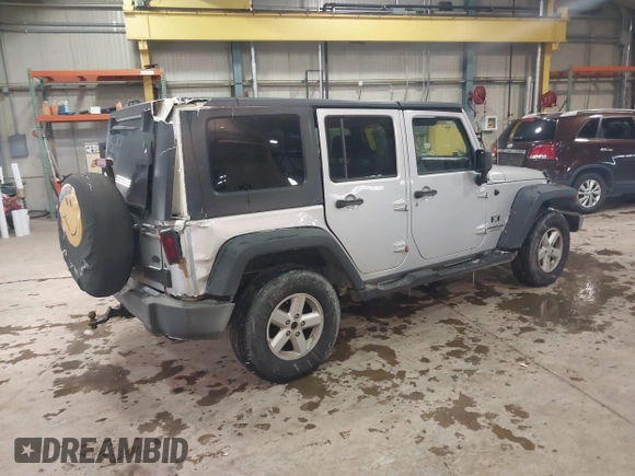 2007 Jeep Wrangler Unlimited X with VIN 1J4GA39167L147516, listed as a IAAI auction lot 41617025 with 119,572 mi miles and . Bid and sale history available at DreamBid. Image 4.