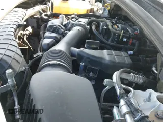 2022 Jeep Grand Cherokee Laredo z VIN 1C4RJHAG8N8597860, wystawiony jako IAAI lot #42033325 z przebiegiem 65 491 mil mil oraz . Historia ofert i sprzedaży dostępna na DreamBid. Obrazek 21.