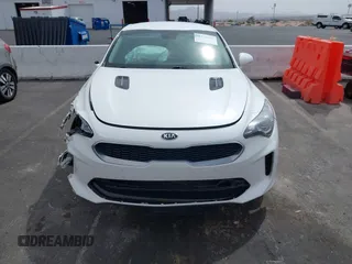 2018 Kia Stinger with VIN KNAE15LA8J6031125, listed as a IAAI auction lot 41928665 with 82,003 mi miles. Bid and sale history available at carsss.com. Image 6.