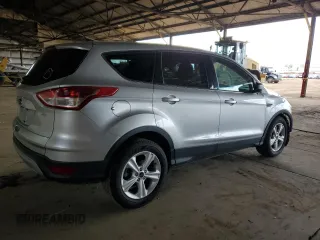 2016 Ford Escape SE with VIN 1FMCU0G70GUA77986, listed as a Copart auction lot 48051485 with 77,817 mi miles and Salvage Title. Bid and sale history available at carsss.com. Image 3.
